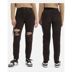 NWT Levi’s High Waisted Mom Jean 30x29